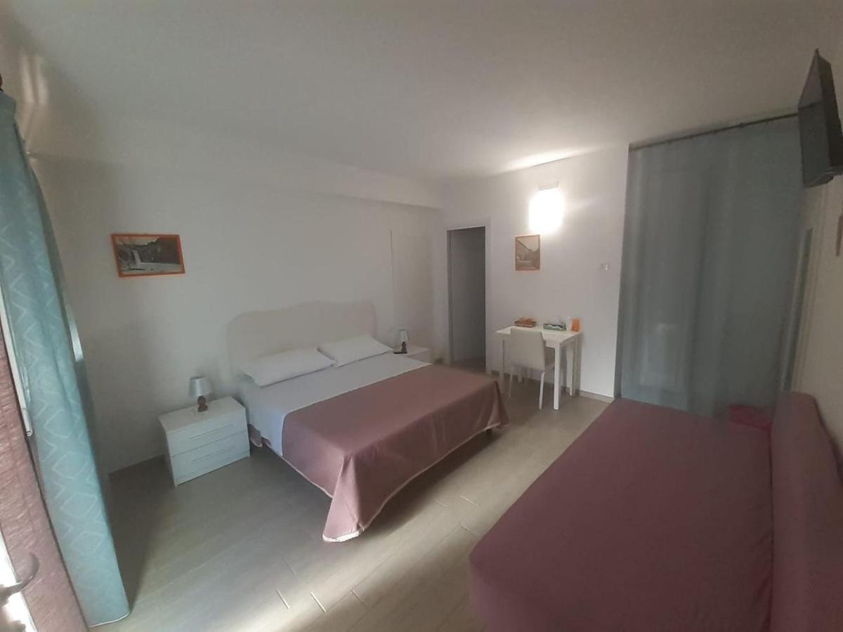 B&B Porta Romana Amelia Zewnętrze zdjęcie